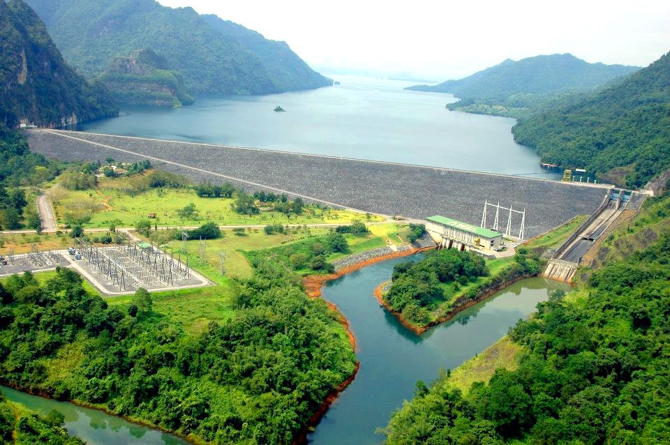 [fr]Barrage Wachiralongkron - district de Thong Pha Phum - Kanchanaburi [en]Wachiralongkron Dam at Tha Khanun in Thong Pha Phum District