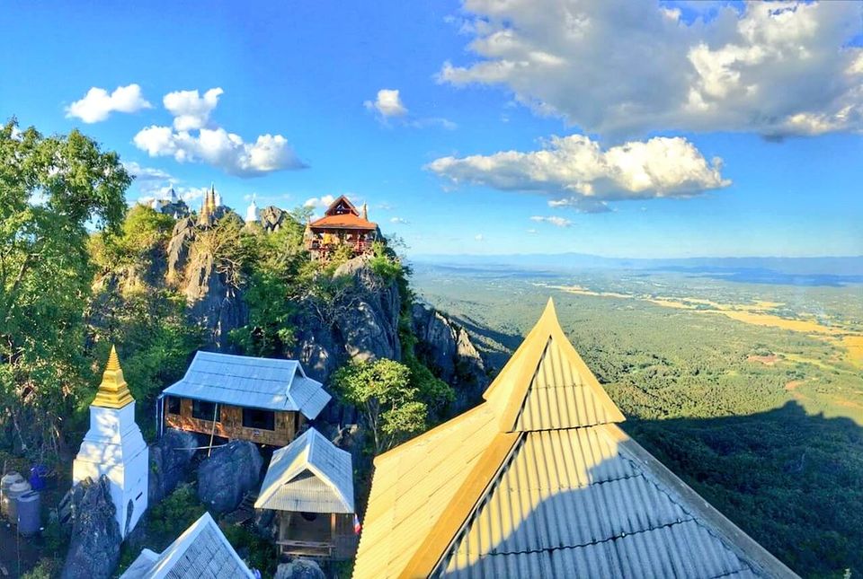 Le Wat Chaloem Phra Kiat - Lampang